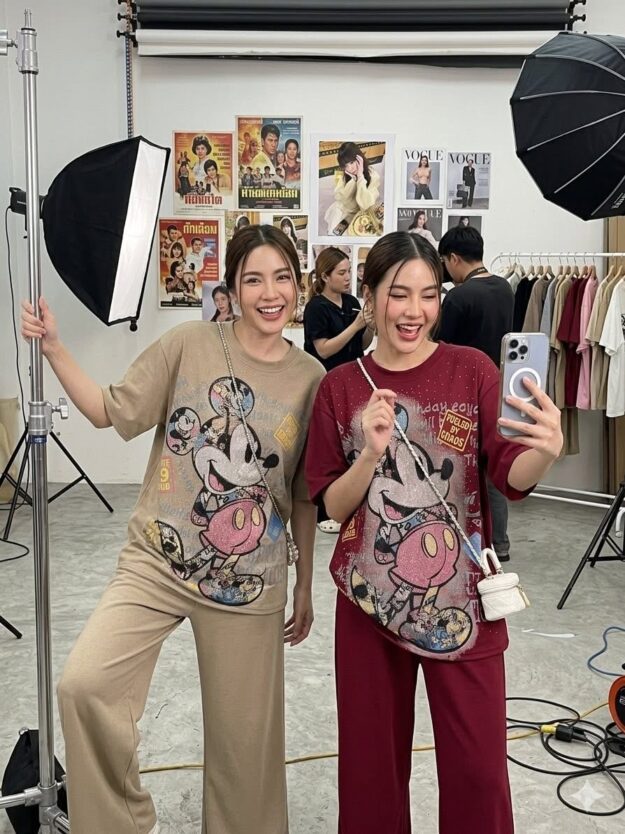 Women’s Mickey Mouse Graphic Lounge Set – Soft T-Shirt & Wide-Leg Pants Pajama Set